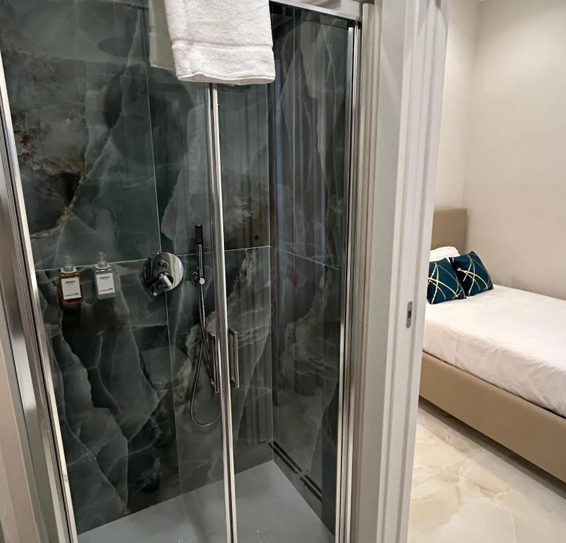 Domus Milone Bed & Breakfast Naples